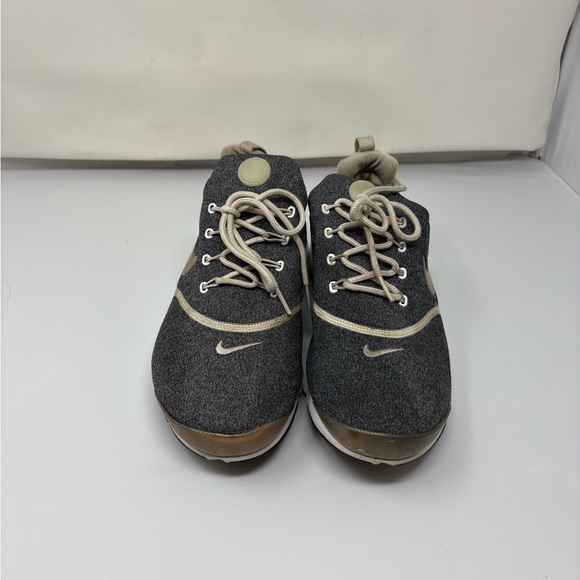 Nike women’s presto fly se - Picture 2 of 5